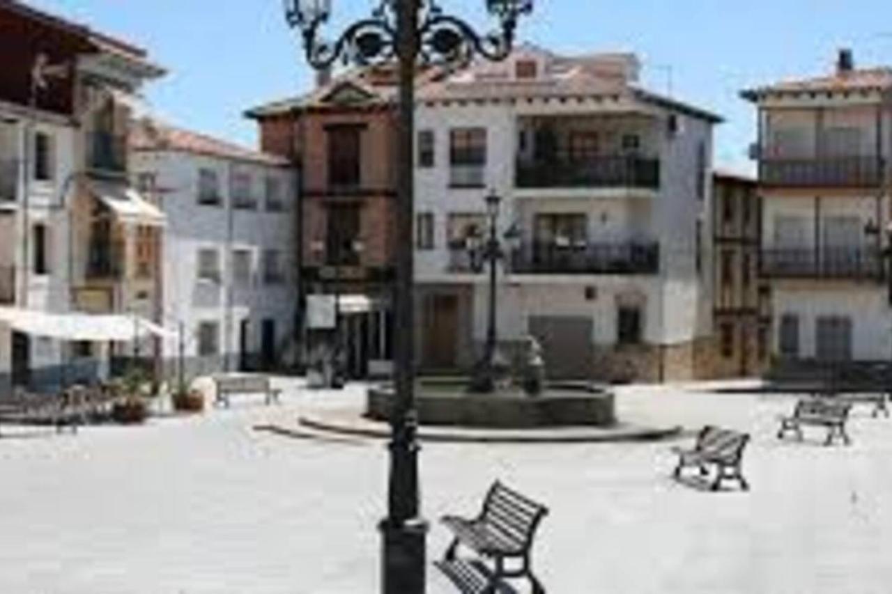 Casita Con Encanto En La Sierra De Gredos, Candeleda Kültér fotó