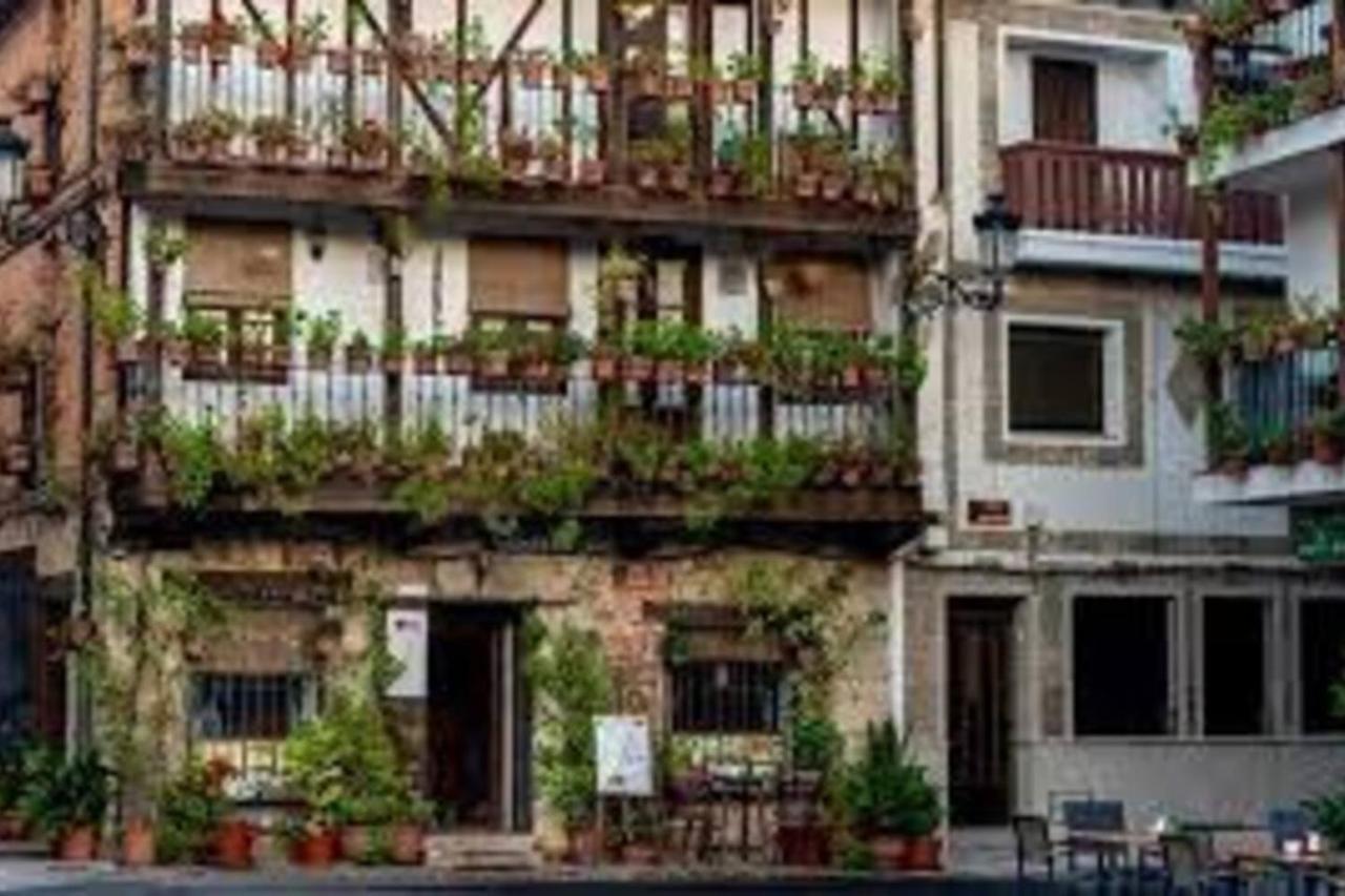 Casita Con Encanto En La Sierra De Gredos, Candeleda Kültér fotó